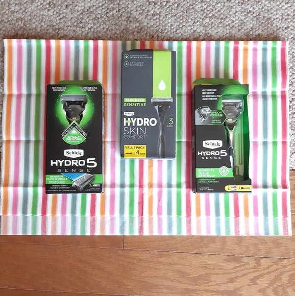 Schick Hydro 5 Sense Sensitive Skin Razor Bundle - Picture 6 of 12